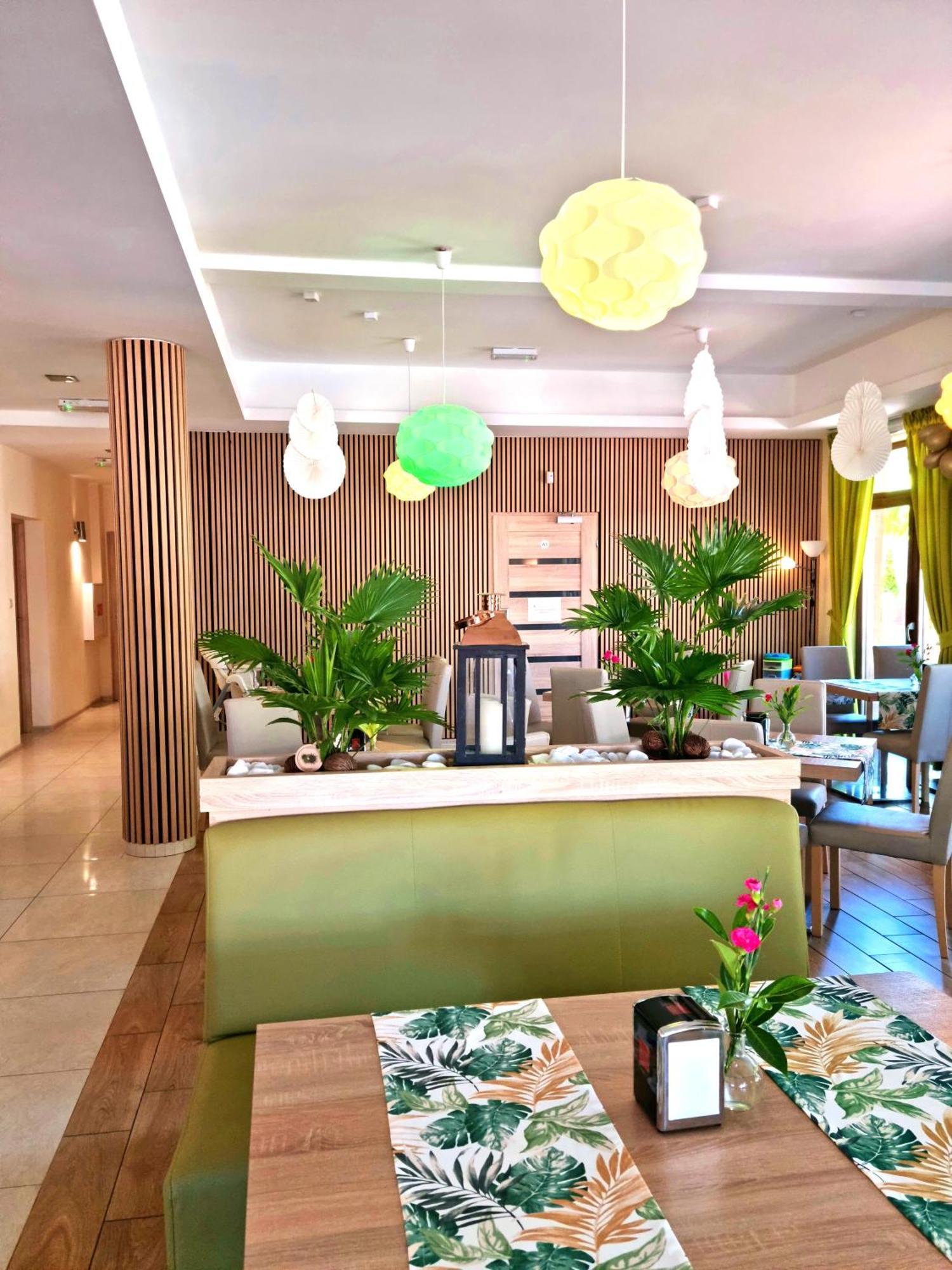 Azyl Bed & Breakfast Устроне Морске Екстериор снимка
